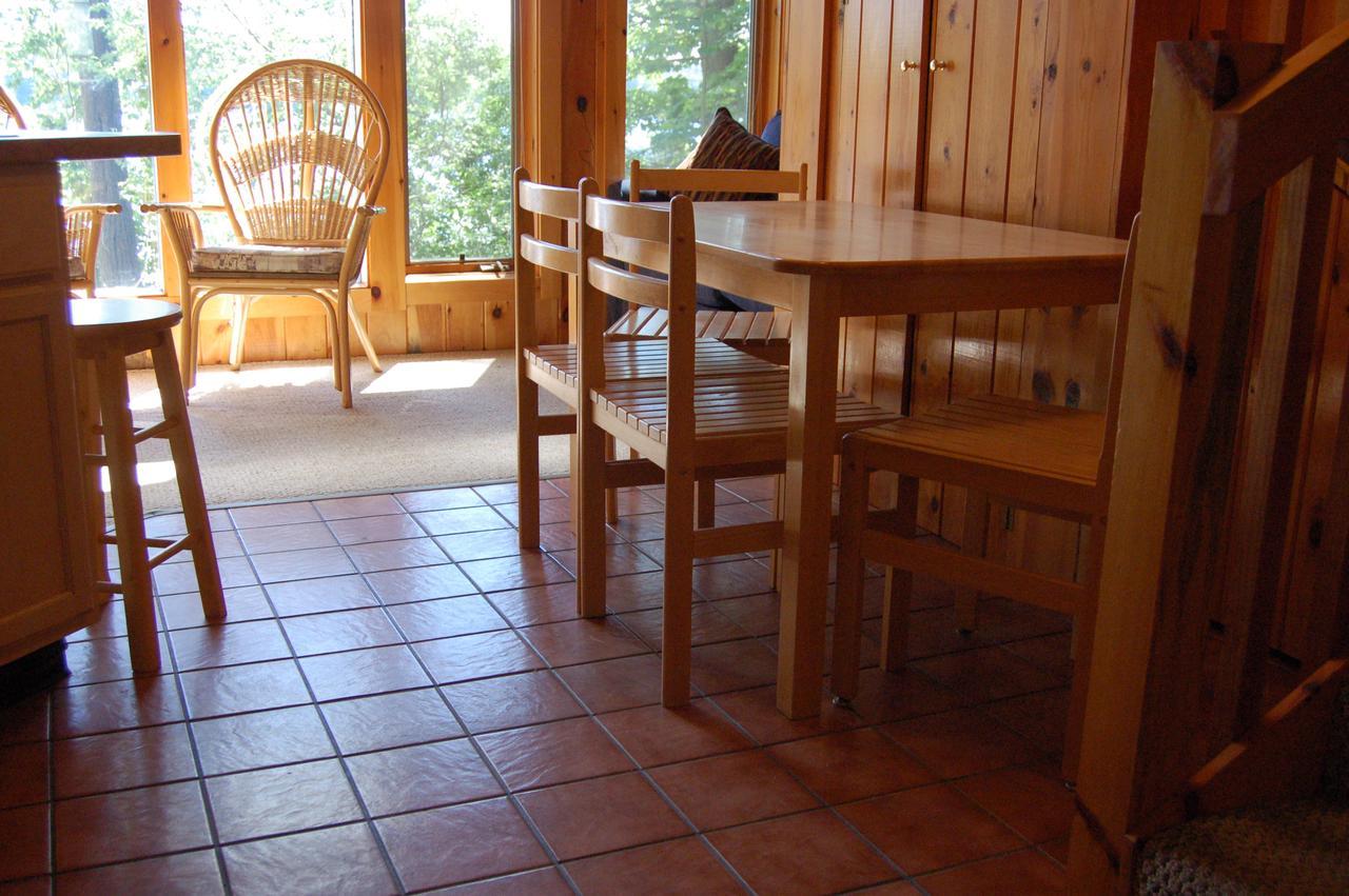 Sebago Lake Lodge & Cottages North Windham Exterior photo